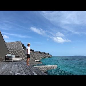 Meet your Posher, Yian